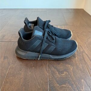 Kids Adidas Swift Run Black Sneakers